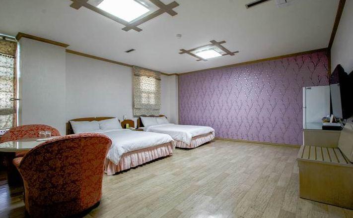 Geoje Tourist Hotel Exteriér fotografie