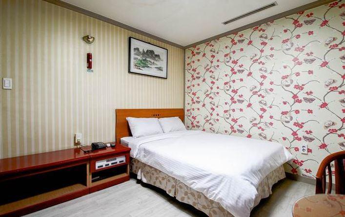 Geoje Tourist Hotel Exteriér fotografie